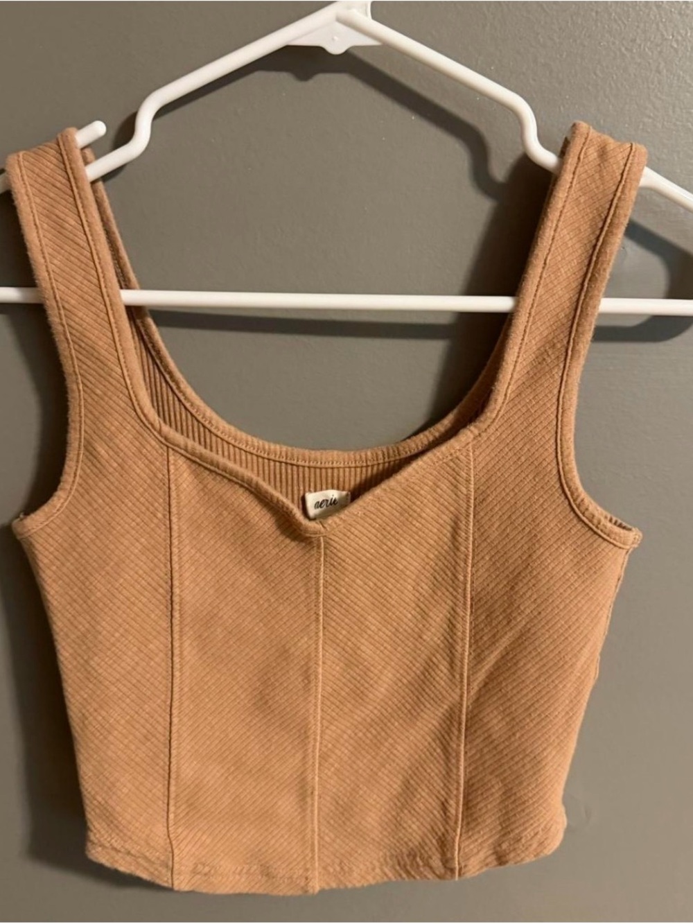 Ribbed Cropped Tank Top